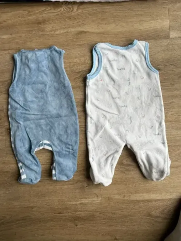 Lot de 2 pyjamas  grenouillère Baby Club C&A 6 mois une pièce éléphant bébé très bon état Schnizler - photo numéro 2