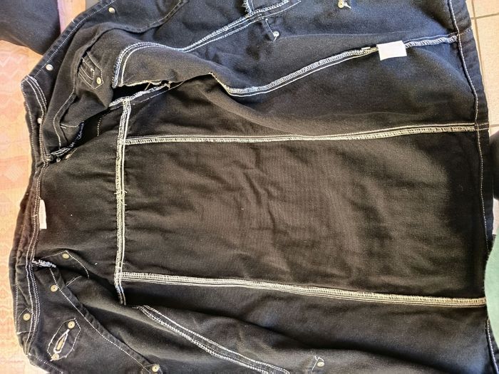 Veste en jean noire. - photo numéro 8