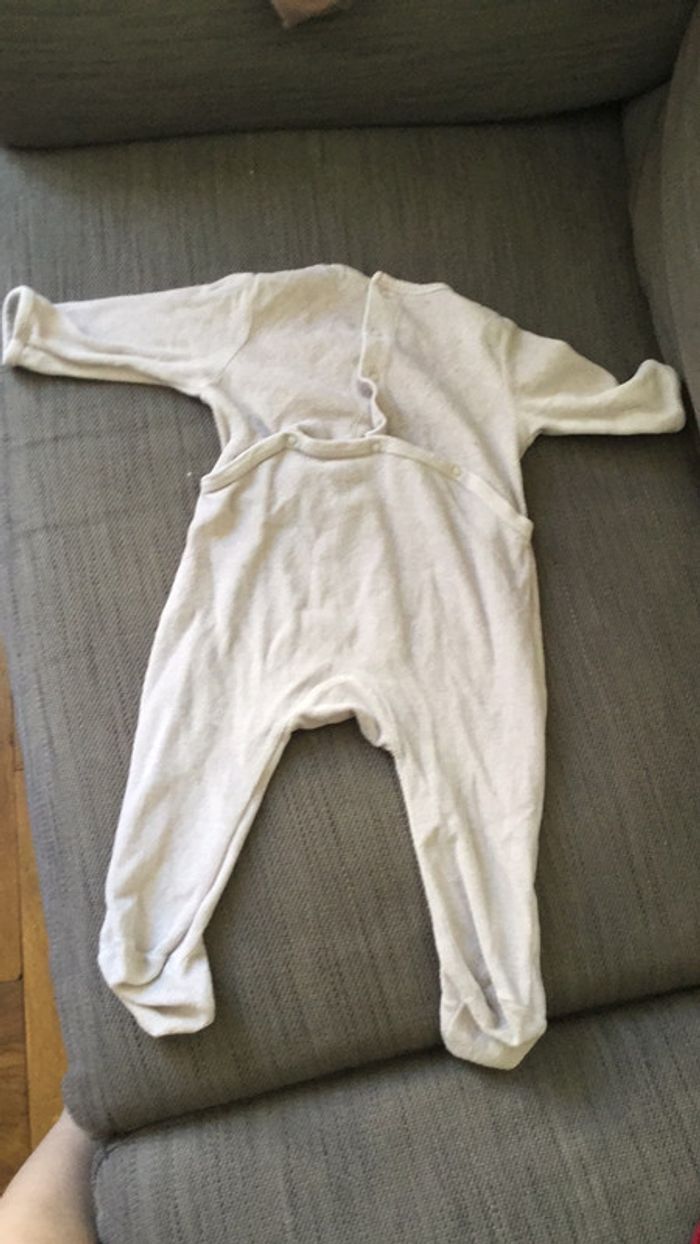 Pyjama en taille 12 mois - photo numéro 2