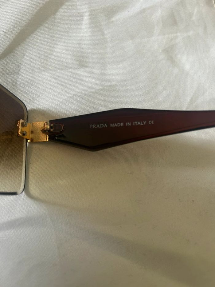 Lunette de soleil Prada - photo numéro 4
