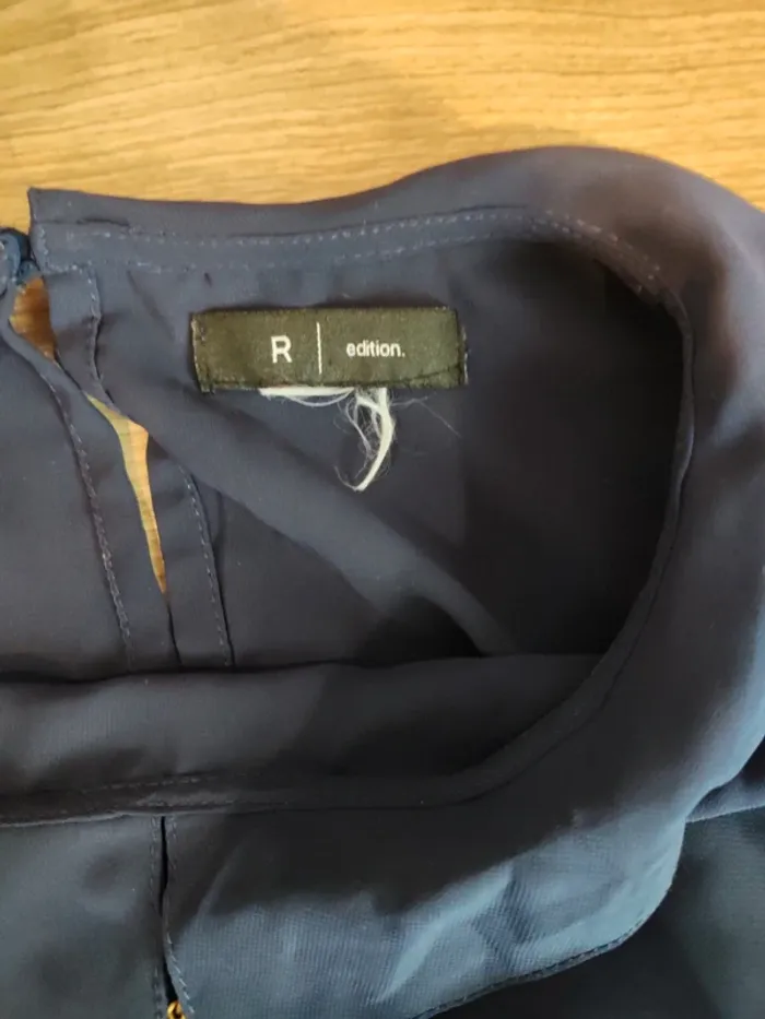 Blouse bleu marine taille 40 - photo numéro 5