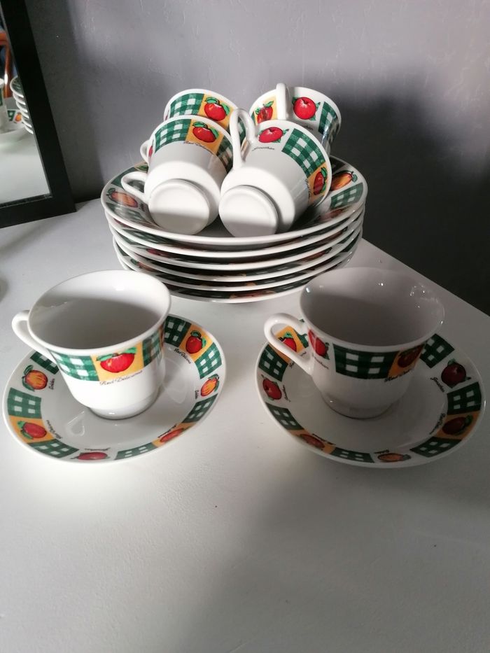 Lot de vaisselle vintage année 90