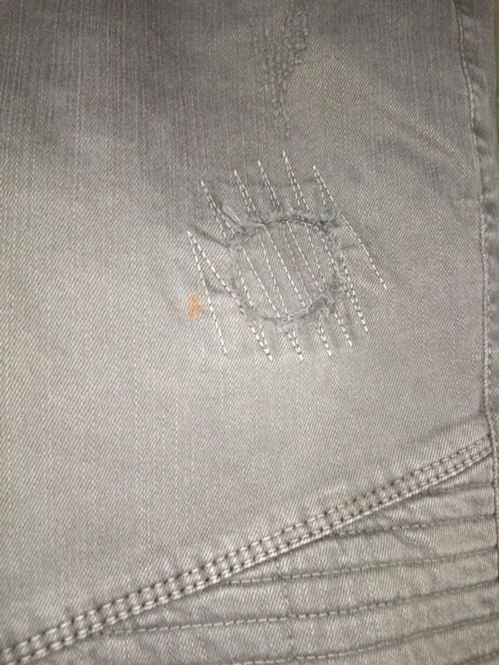 Jean effet usé 10a - photo numéro 3