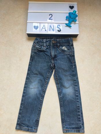Jean garçon de la marque Tape à l’œil, taille 2 ans