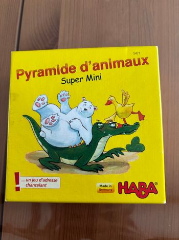 Jeu Haba Pyramide d’animaux super mini 
