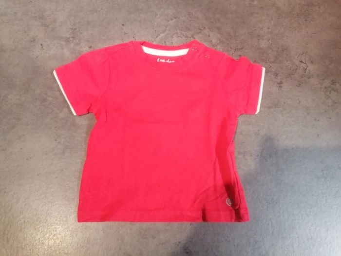 Tee shirt rouge bébé