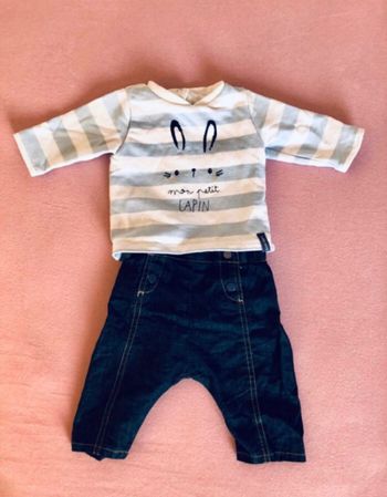 Ensemble haut et pantalon 1 mois