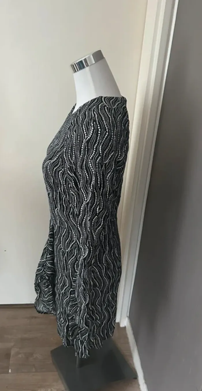 &others stories robe imprimée, noire et blanche femme taille 42 - photo numéro 4