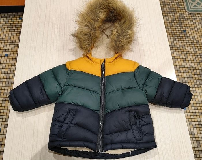 Manteau taille 6 mois tape a l'oeil