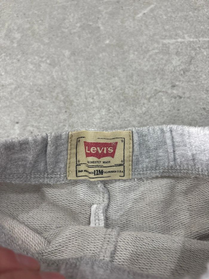 Short gris clair Levi’s - photo numéro 2