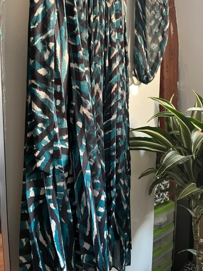Robe verte à motif tendance - photo numéro 3