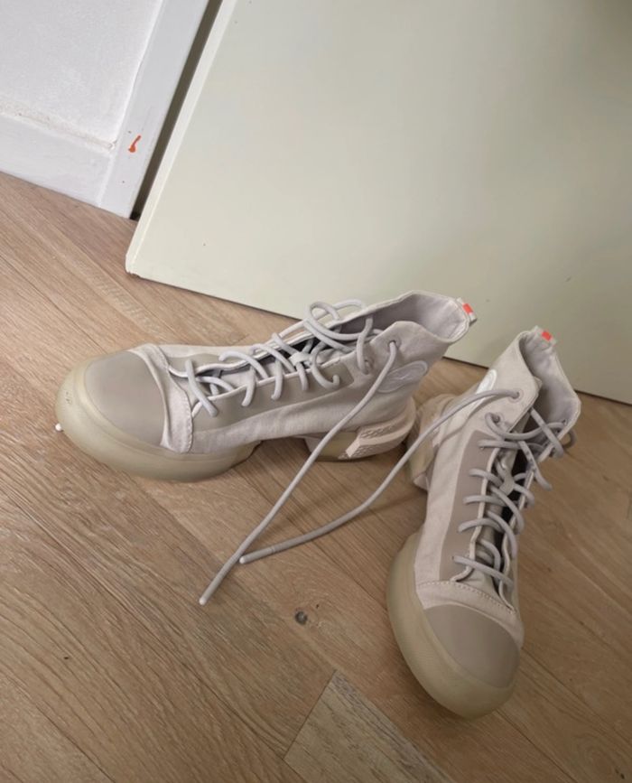 Converse - photo numéro 3