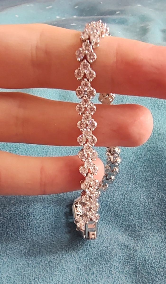 Bracelet neuf - photo numéro 4