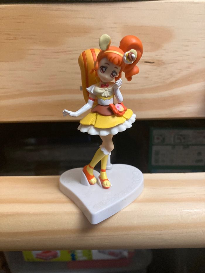 Figurine KiraKira Precure Pretty Cure A La Mode - Cure Custard - photo numéro 2