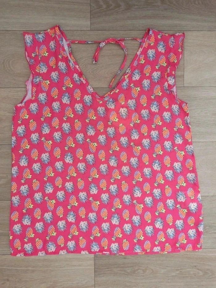 Top blouse manches volantes motifs cactus sur fond rose fuschia taille 44 Eldys neuf