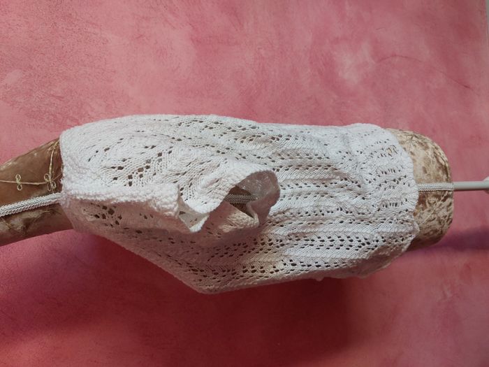 Pull maille ajourée sans manches taille 38-40 - photo numéro 5