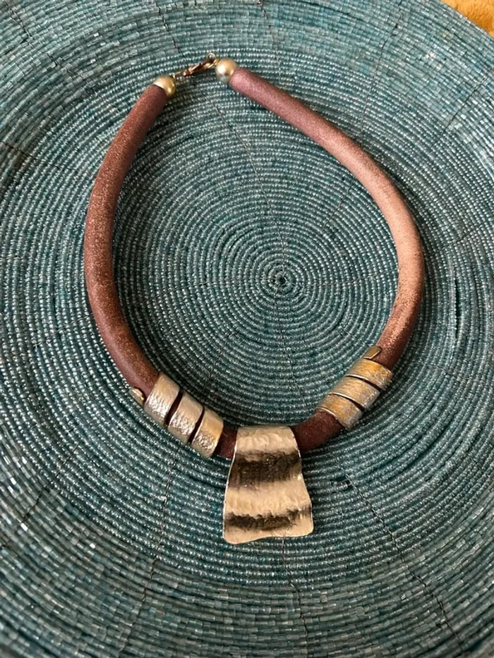 Bijoux ancien, collier marron et doré femme rares - photo numéro 2