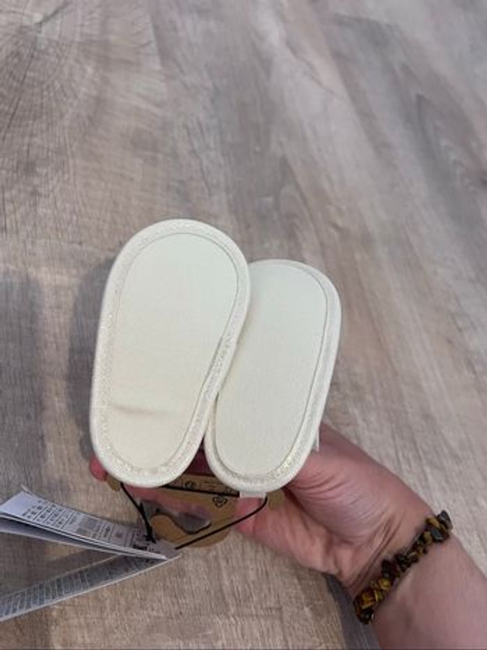 Sandales bébé fille beige neuf avec étiquette - photo numéro 6