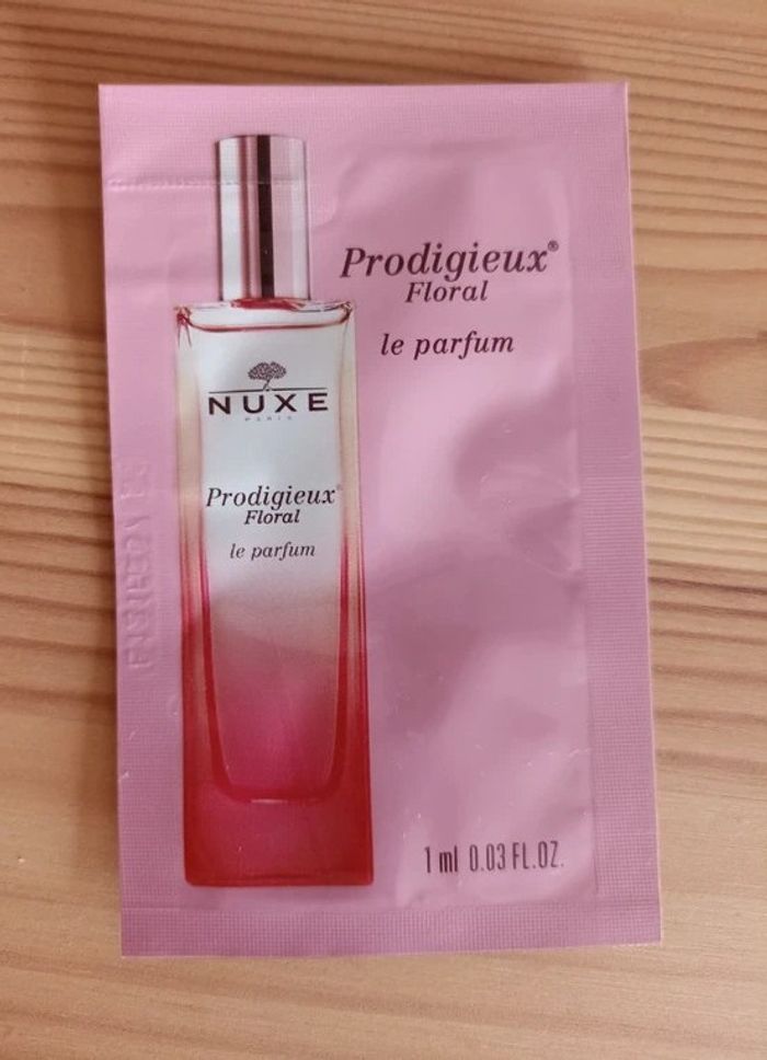 lot mini parfum et mini huiles sèches nuxe - photo numéro 4