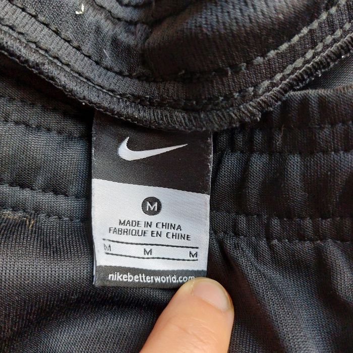 Pant jogging Nike taille M - photo numéro 5
