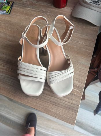 Chaussure femme neuve