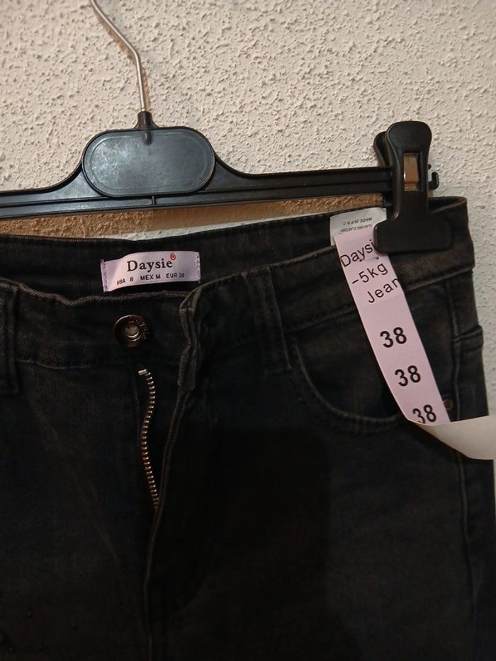 Jeans noir a strass neuf " daysie" taille M - photo numéro 3