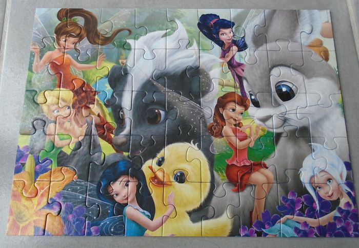 Beau puzzle "Les fées" de Disney 45 pièces