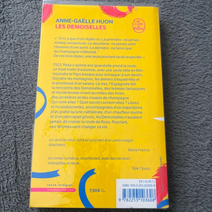 Livre les demoiselles - photo numéro 2