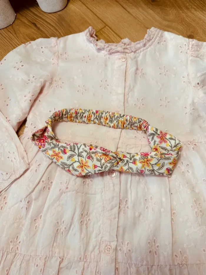 Taille 2-3 ans robe à manches longues et bandeau TAO Primark rose pale * broderie anglaise * 🌺 - photo numéro 4
