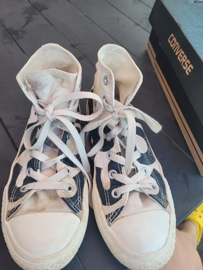 Converse 35 - photo numéro 2