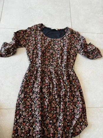 Robe multicolore clockhouse, taille S, très bon état