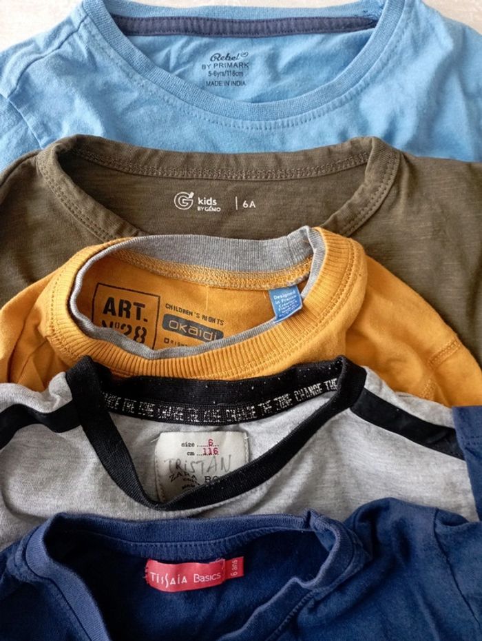 Lot 5 tee shirt manches longues marques diverses 6 ans 8€ - photo numéro 2