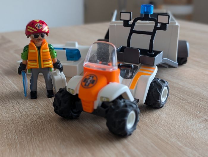 Playmobil 70053 Quad et remorque de secours - photo numéro 2