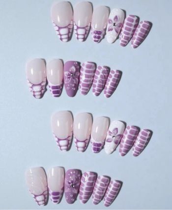 Press on nails