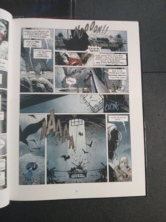 Bd le troisième testament 1 et 2 - photo numéro 4