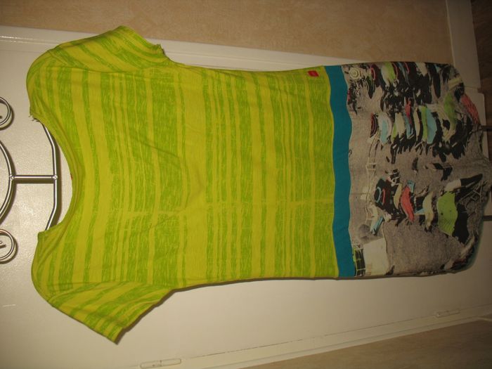 ROBE COURTE MC VERT ET IMPRIME "MISS CAPTAIN" - TAILLE 40 - n°04 - photo numéro 3