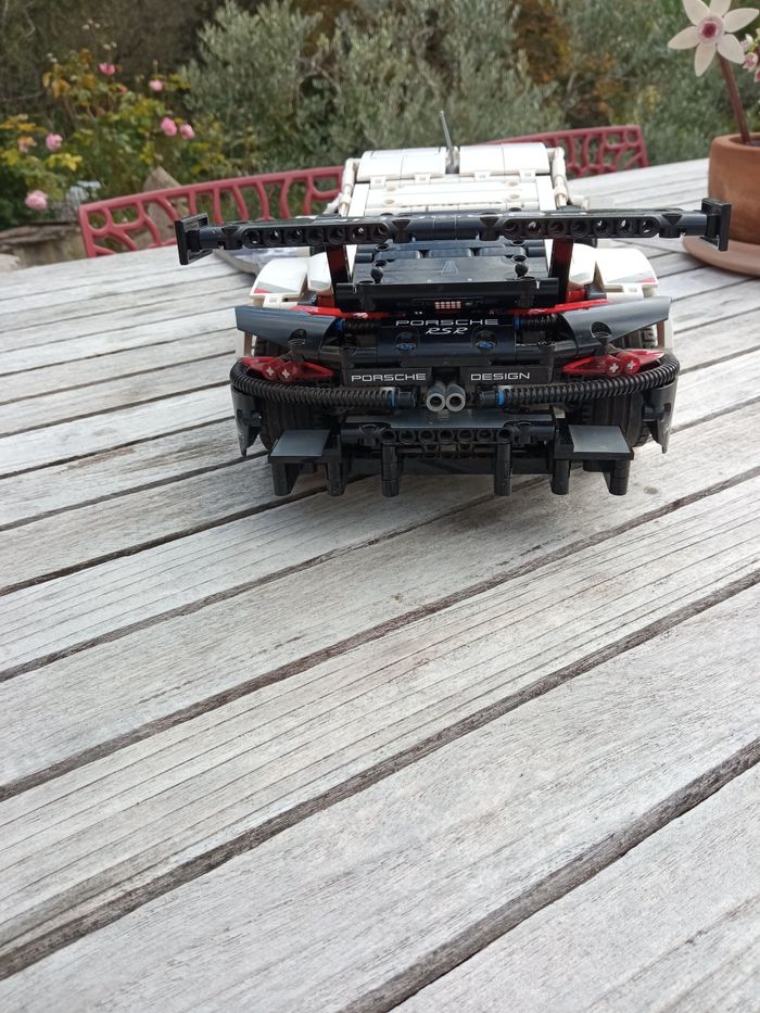 Porsche 911 RSR 42096 Lego - photo numéro 4