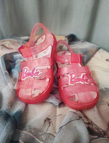 Chaussures en plastique Barbie pointure 24-26