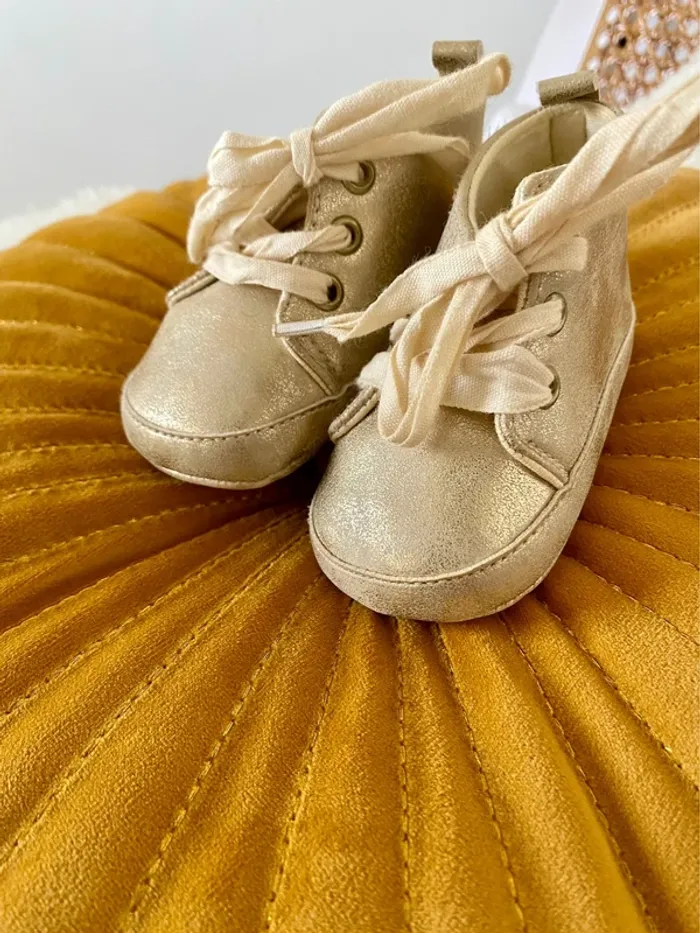 Bottines dorées