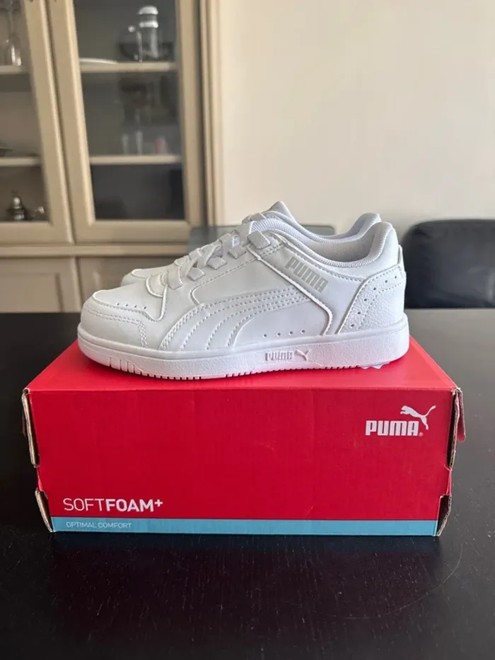 Baskets Puma Rebound Joy Lo enfant – neuves T.32