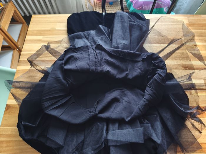 Robe noire velours Naf Naf taille 38 - photo numéro 5