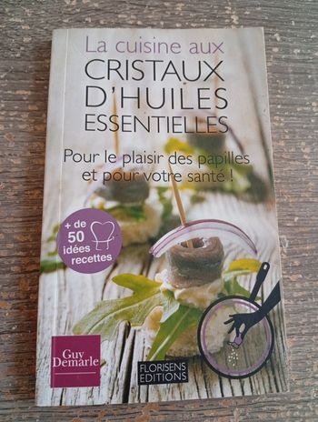 Livre cuisine au cristaux d'Huiles essentielles