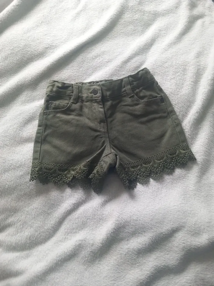 Short kali 5 ans