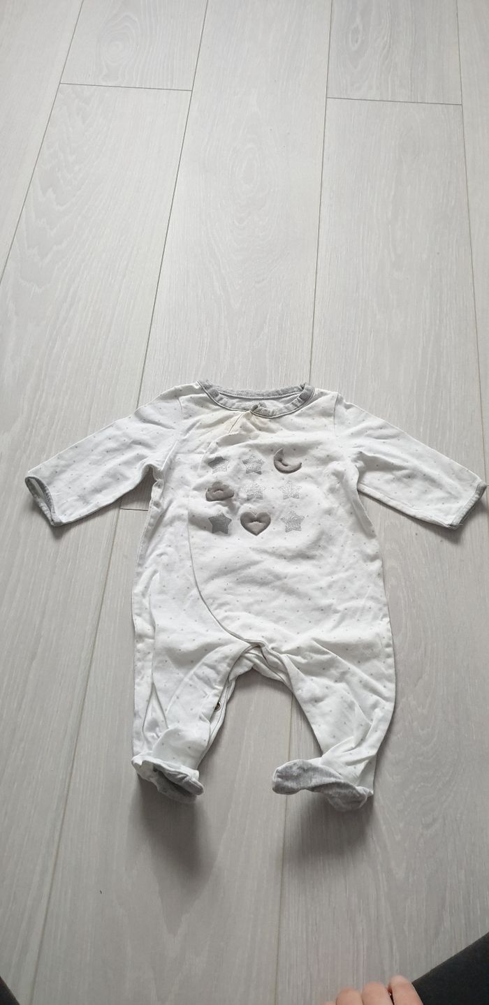 Lot vêtements 3mois - photo numéro 2