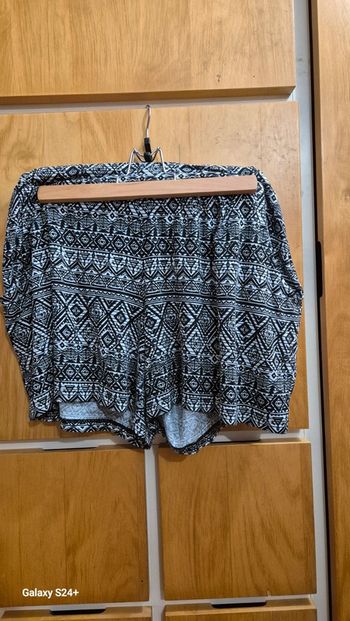 Short court femme