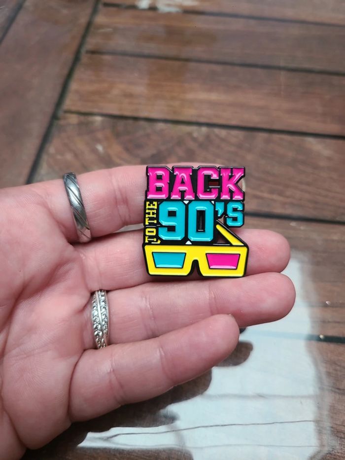 Pin's années 1990