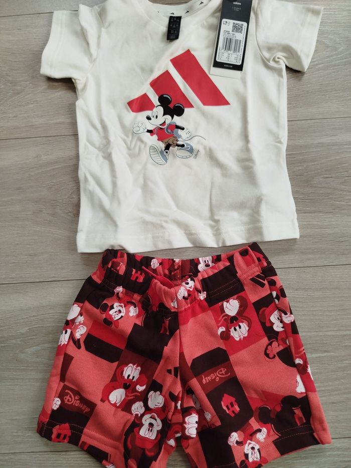 Ensemble adidas Mickey 9-12 mois 80 cm neuf - photo numéro 3