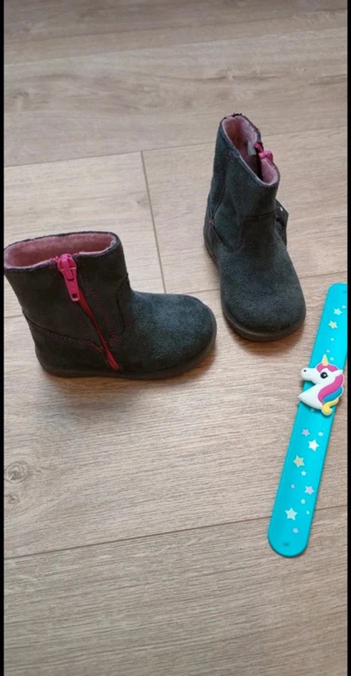 Bottines pat et ripaton neuve avec étiquette taille 20 - photo numéro 2