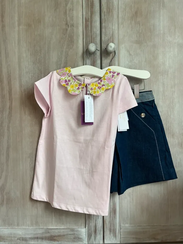 Ensemble jupe et tshirt t. 8 ans