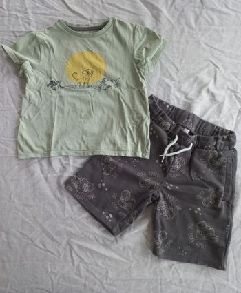 Ensemble tee-shirt + short Le Roi Lion garçon 6 ans